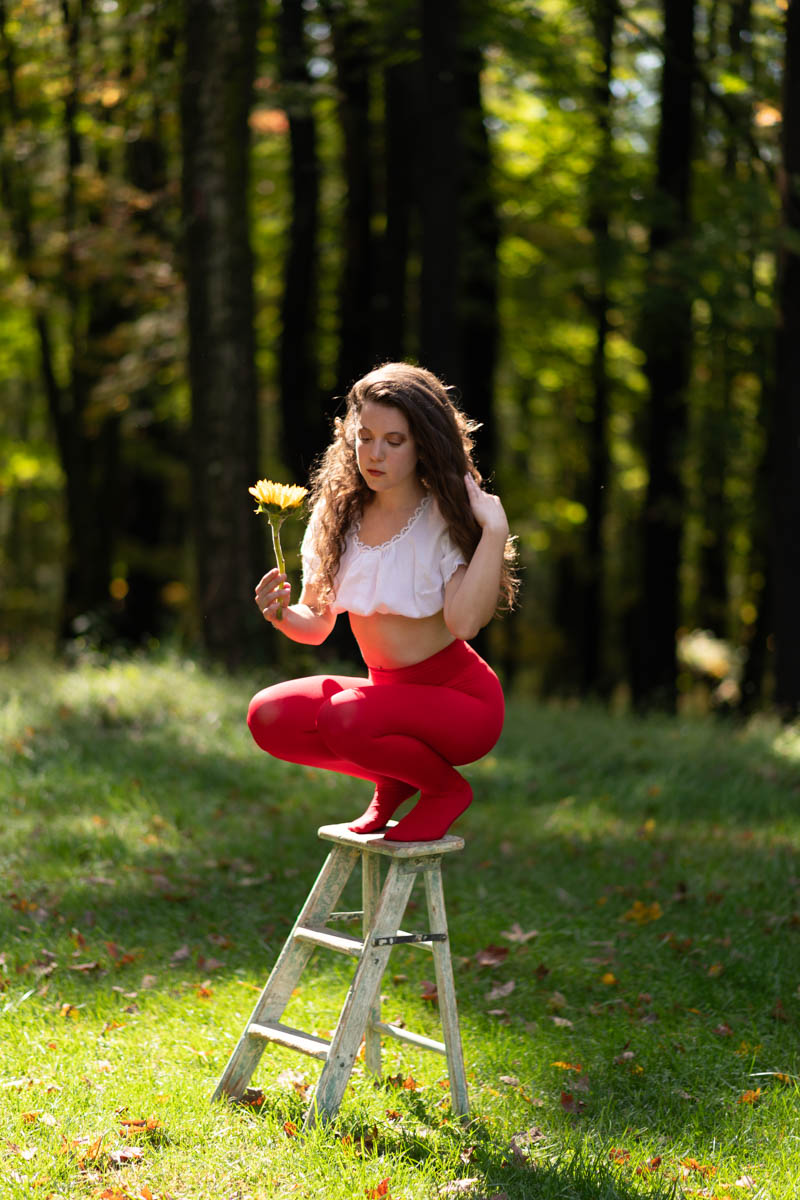 Silk motion and crisp line