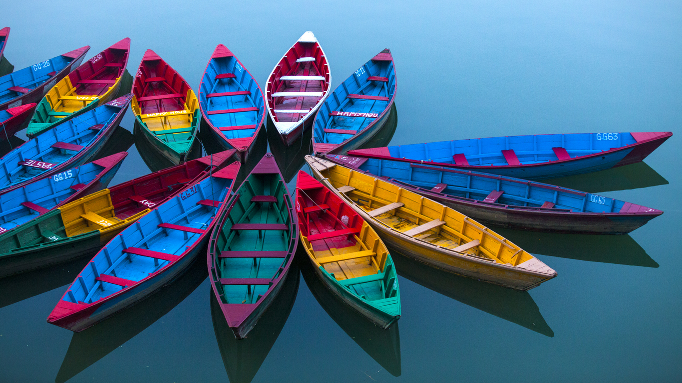 Visual rhythm in photography shown through repeating forms and subtle variation.